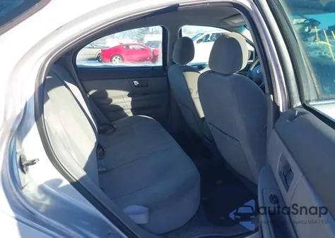 2003 Mercury Sable Gs z USA, uszkodzony, nr VIN 1MEFM58U43A610466